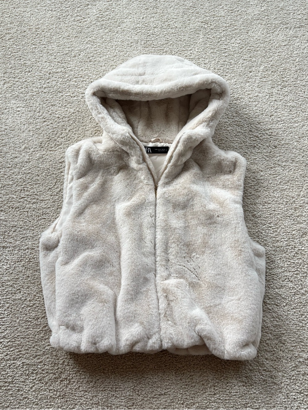 Zara faux fur cream vest